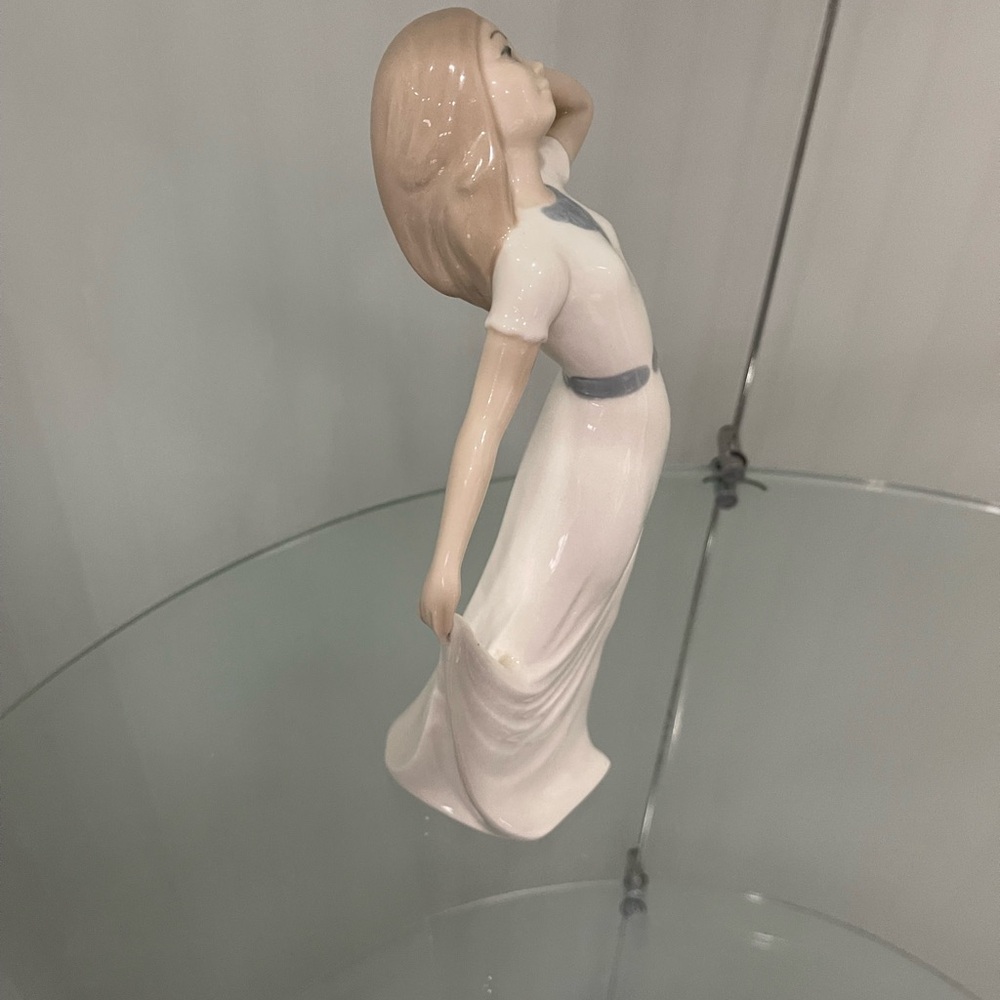 Rex Figurines with marked in blue bottom - Picture 7 of 9